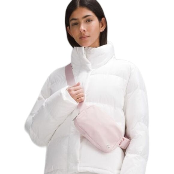 Lululemon Everywhere Belt Bag 1L Flush Pink NWT Crossbody Silver Hardware - Picture 7 of 7